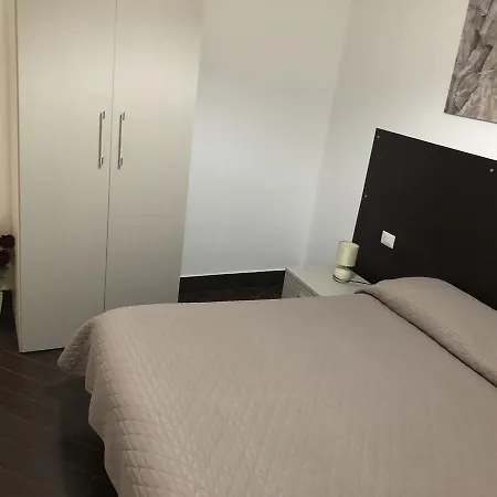 Rosaly B&B 산 카탈도