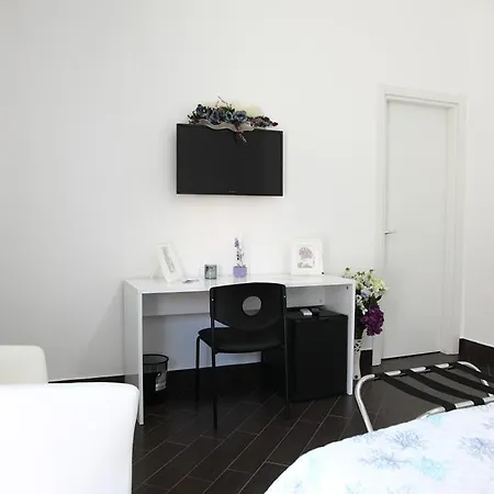 Alojamento de Acomodação e Pequeno-almoço Rosaly