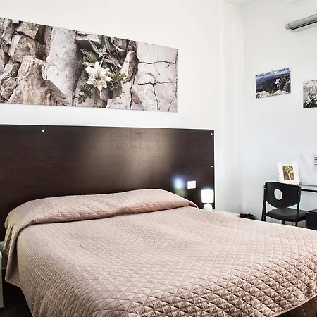 Rosaly Alojamento de Acomodação e Pequeno-almoço